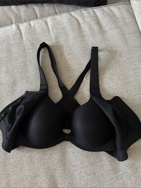 Victoria's Secret Black Padded, Push-Up, Cross Back Sports Bra